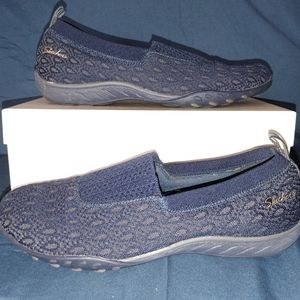 Sketchers Arch Fit Refine Don't Go, Navy Blue, Size 9, Relaxed Fir Memory Foam